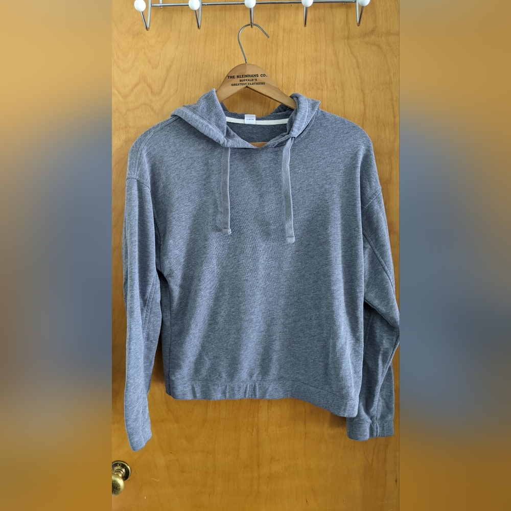 Old Navy active sweatshirt